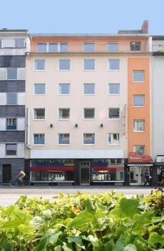 Rheinland Hotel Бонн Экстерьер фото