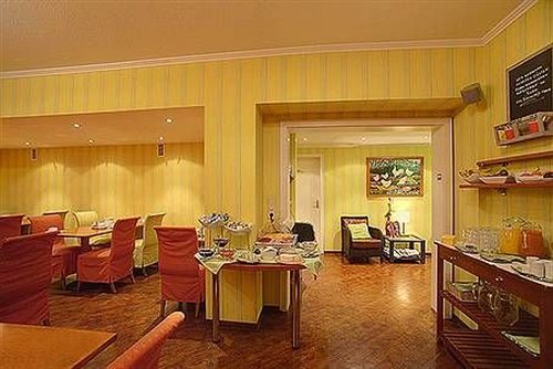Rheinland Hotel Бонн Экстерьер фото